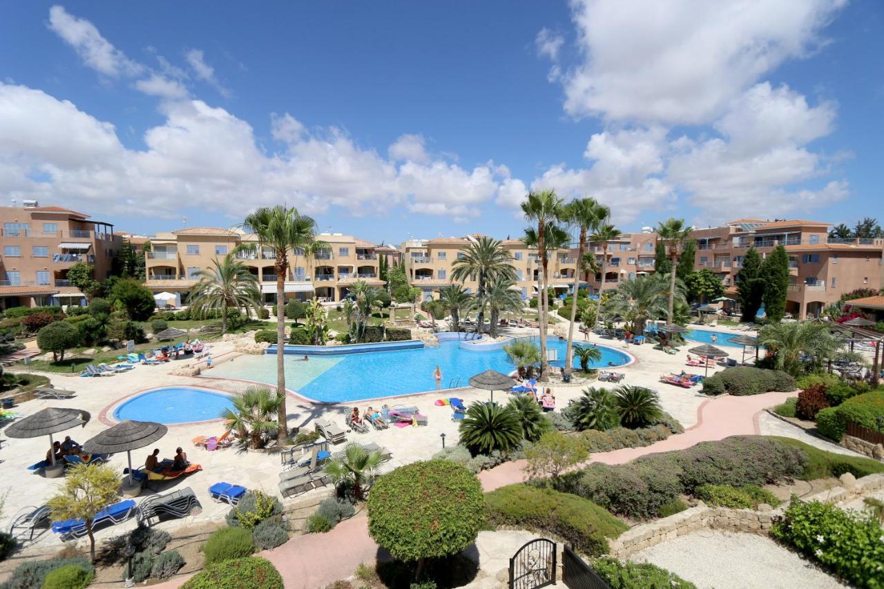 Victor Apartment Paphos Exterior photo